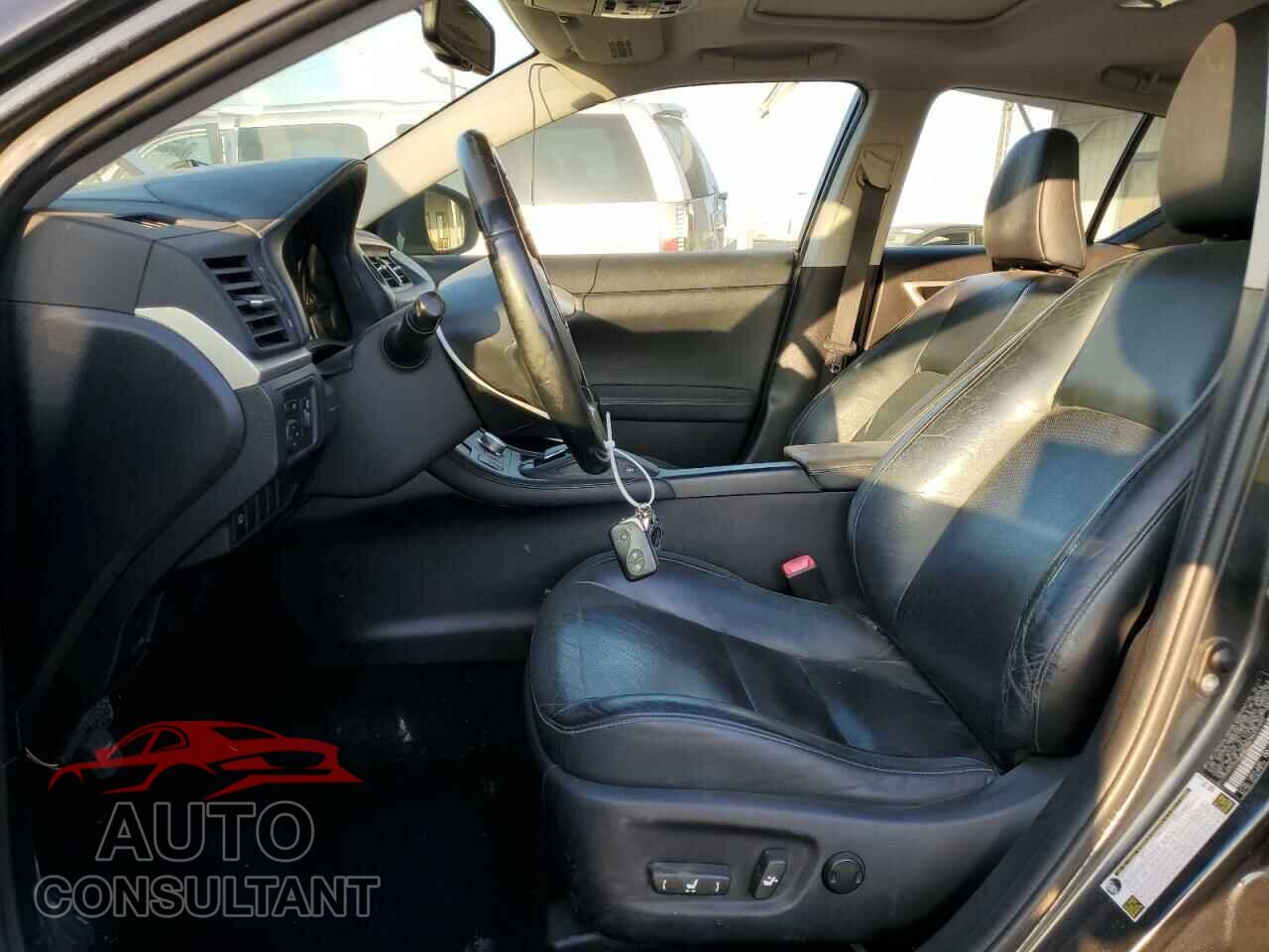 LEXUS CT 200 2011 - JTHKD5BH5B2003687