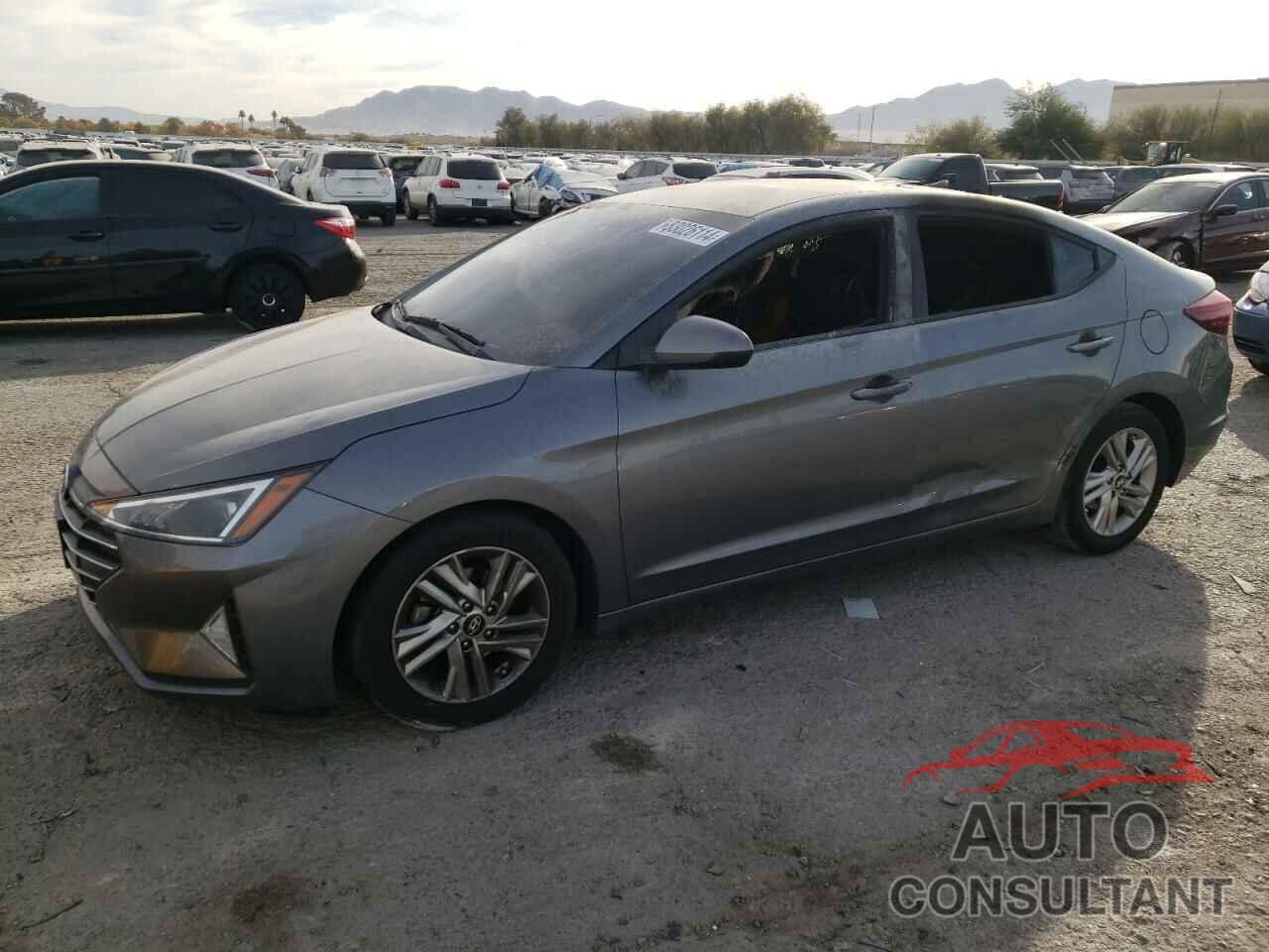 HYUNDAI ELANTRA 2019 - 5NPD84LFXKH424177