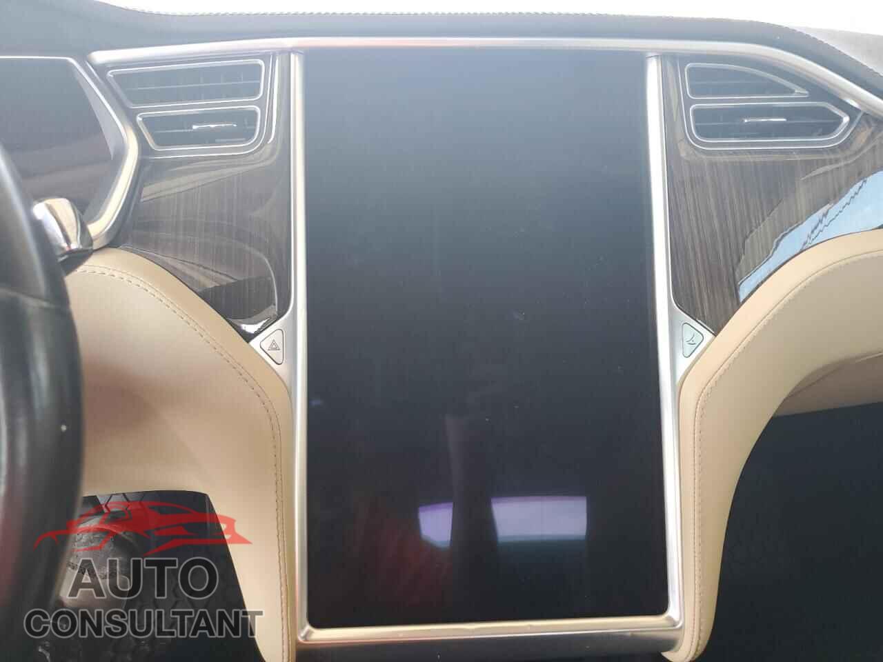 TESLA MODEL S 2013 - 5YJSA1CN9DFP26269