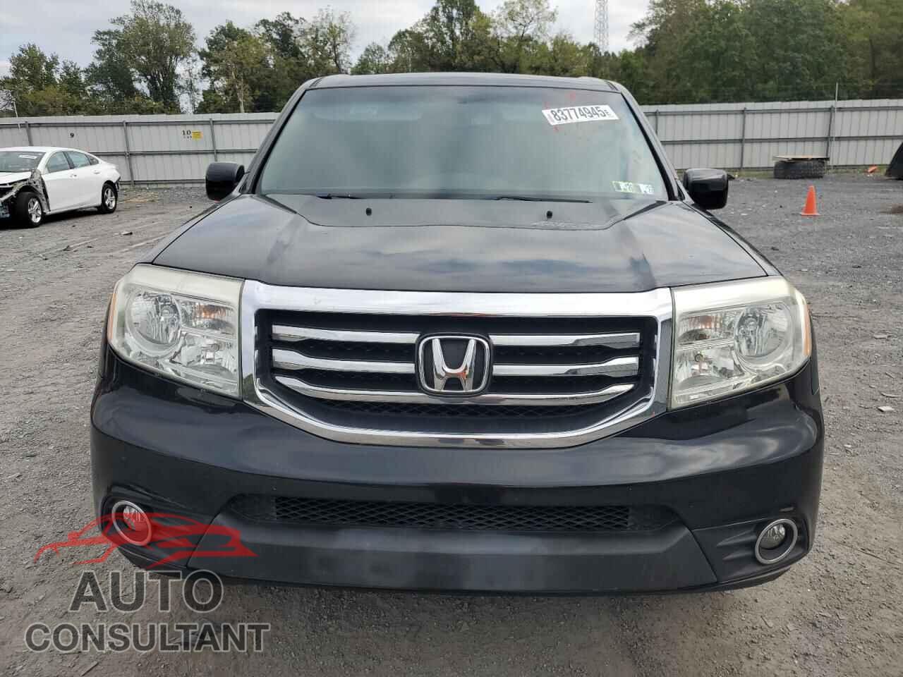 HONDA PILOT 2013 - 5FNYF4H66DB043847