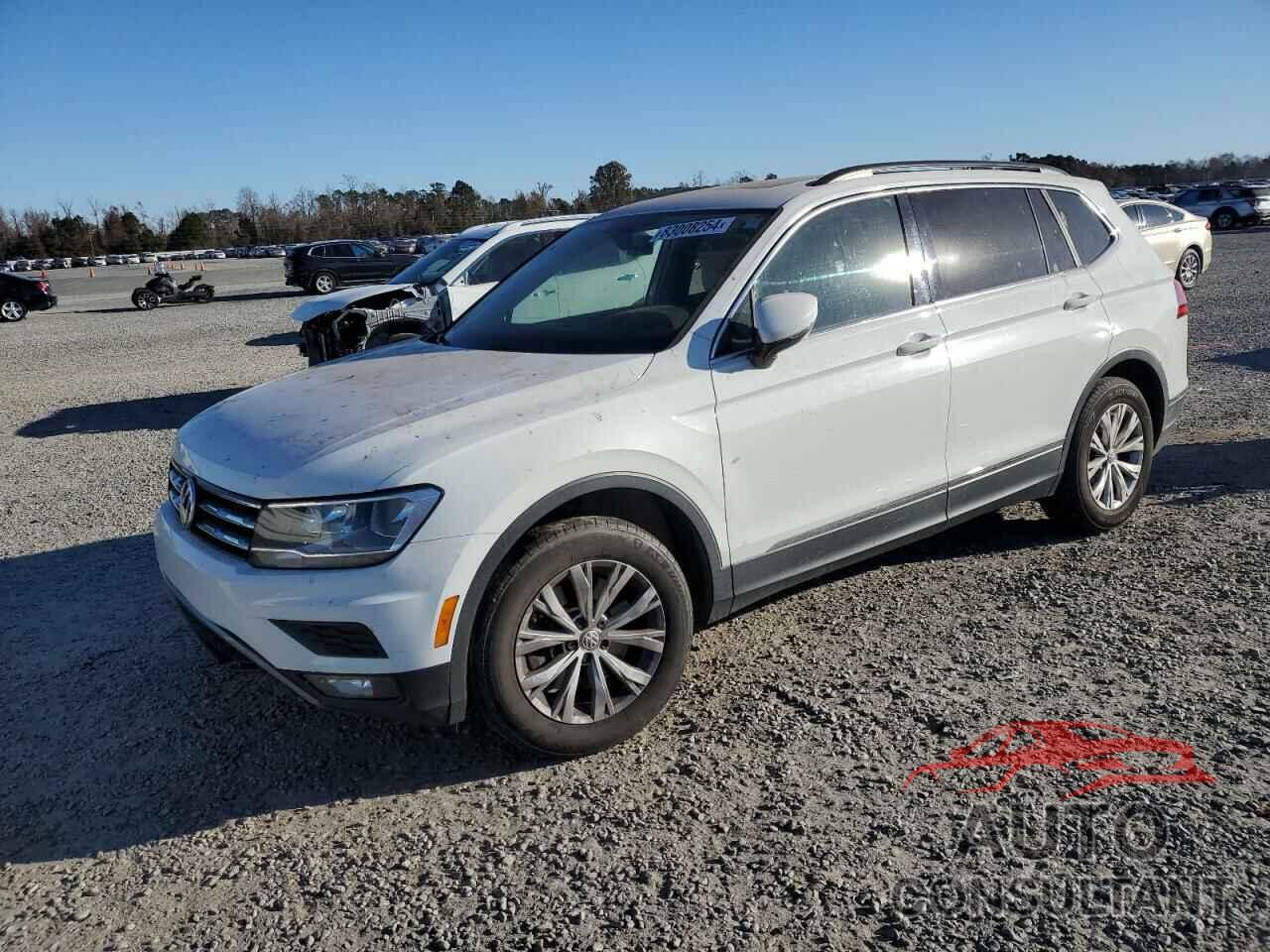 VOLKSWAGEN TIGUAN 2018 - 3VV3B7AX4JM015158