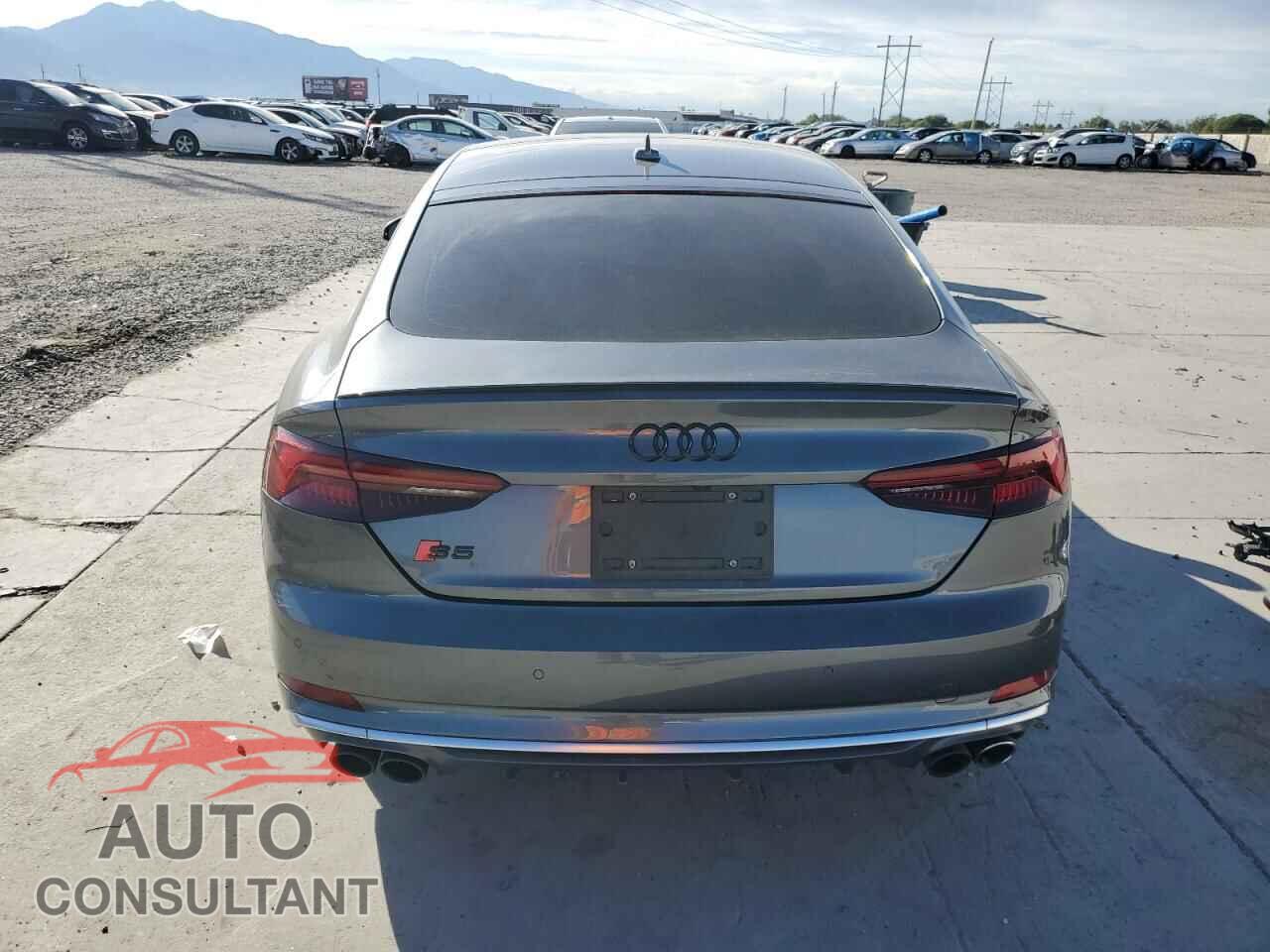 AUDI S5/RS5 2018 - WAUB4CF52JA046536