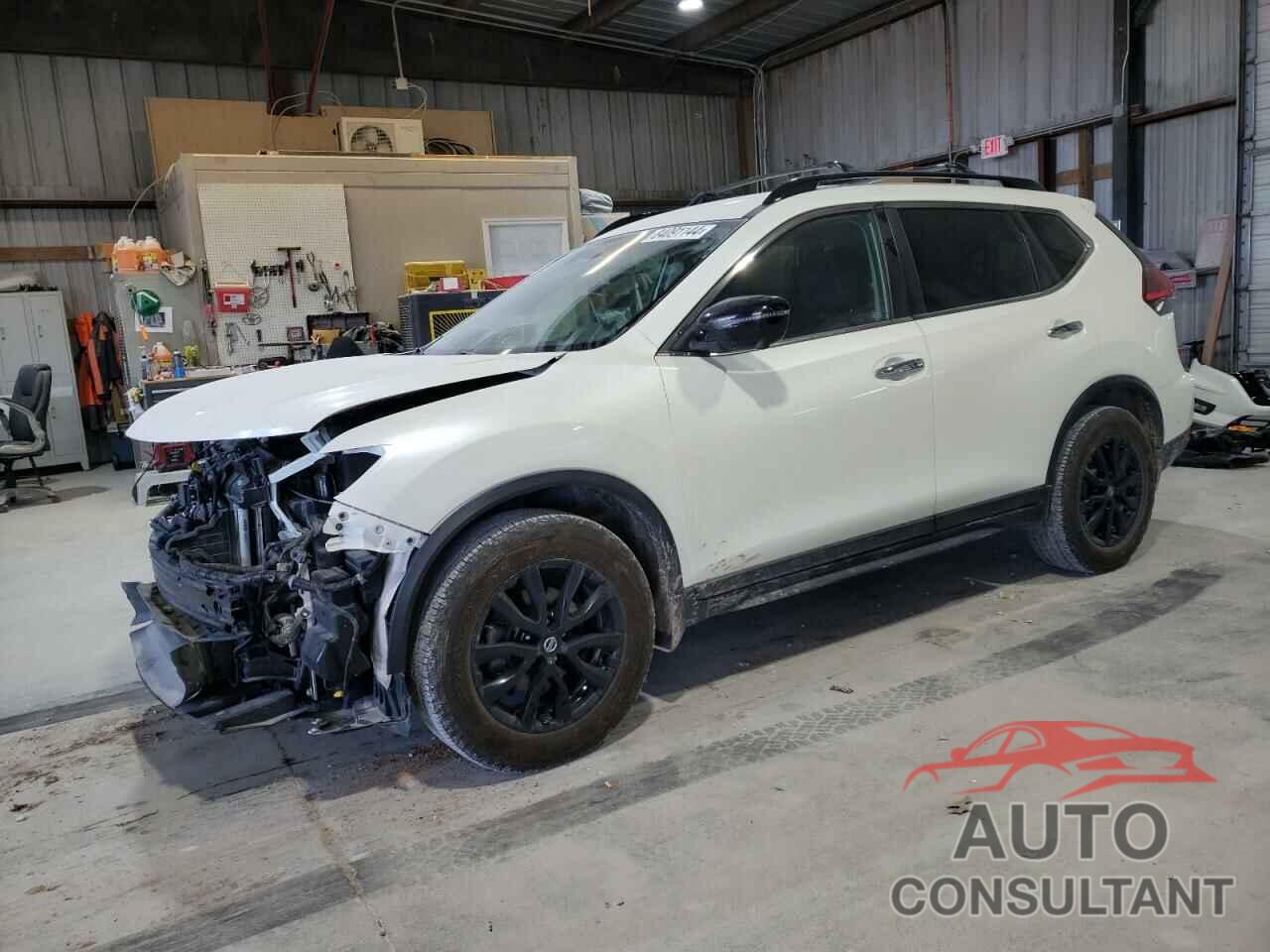 NISSAN ROGUE 2018 - 5N1AT2MT1JC765757