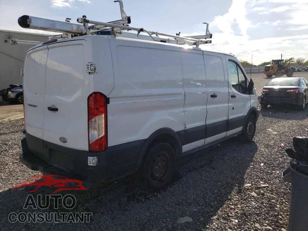 FORD TRANSIT 2015 - 1FTNE1ZM0FKA39123