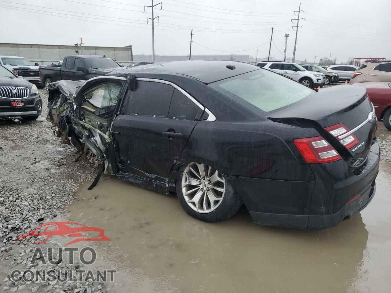 FORD TAURUS 2017 - 1FAHP2F82HG104005