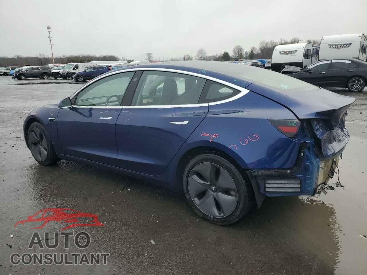 TESLA MODEL 3 2018 - 5YJ3E1EB3JF090066