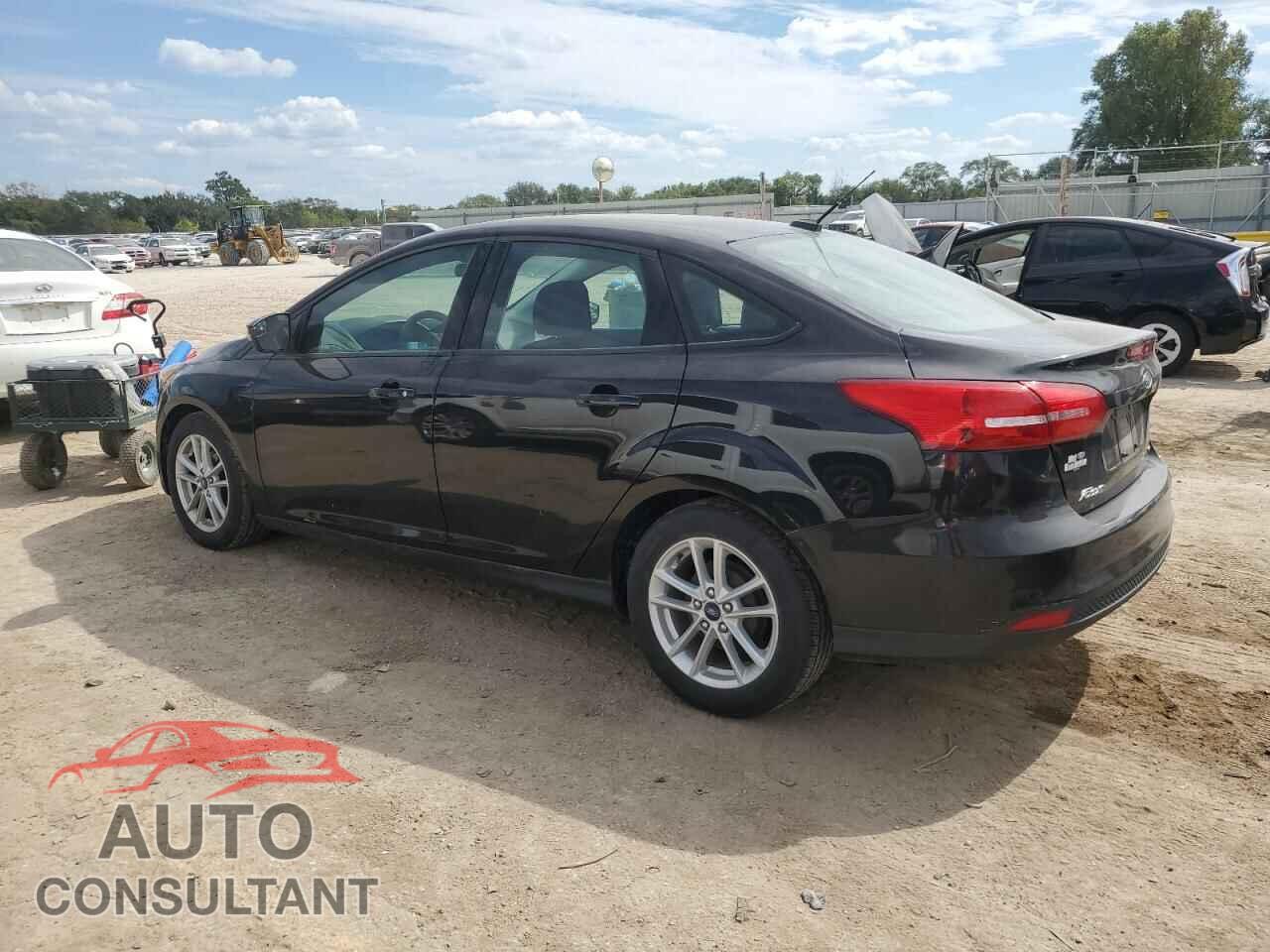 FORD FOCUS 2017 - 1FADP3F2XHL332969
