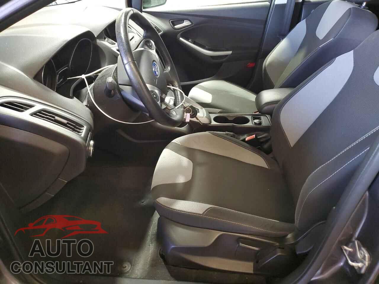 FORD FOCUS 2012 - 1FAHP3F29CL464101