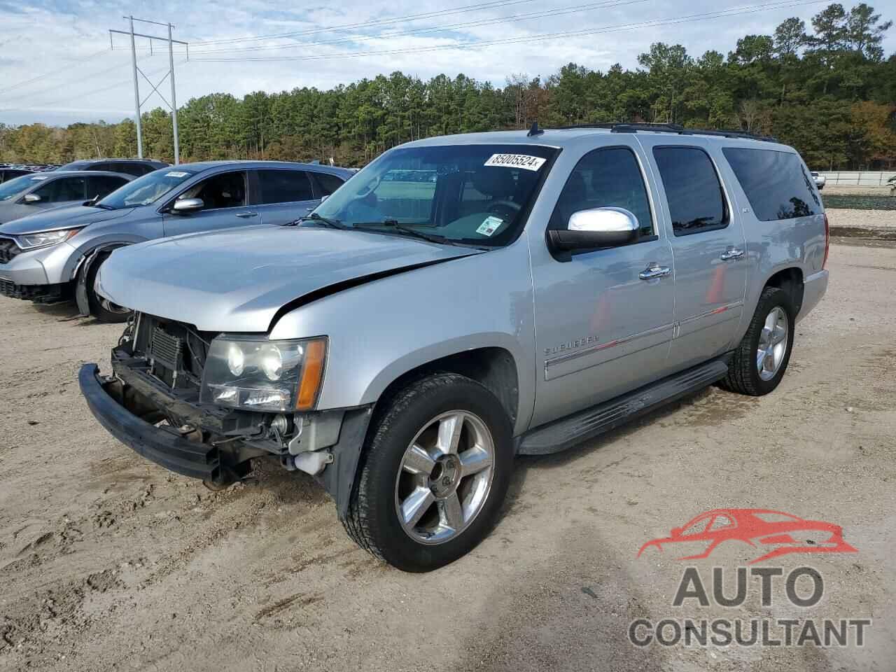 CHEVROLET SUBURBAN 2014 - 1GNSCKE02ER141764