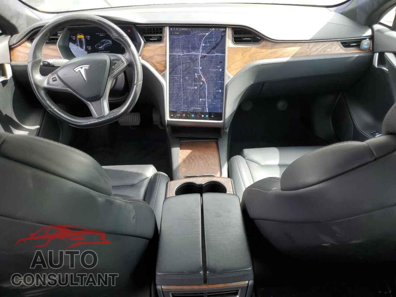 TESLA MODEL S 2018 - 5YJSA1E25JF296450