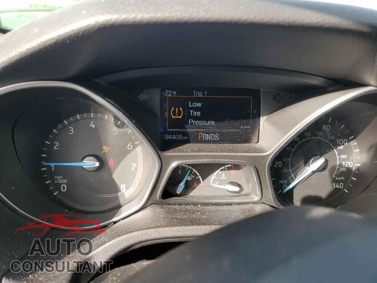 FORD FOCUS 2017 - 1FADP3N26HL215441