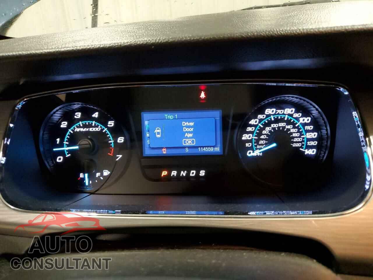 FORD TAURUS 2017 - 1FAHP2E85HG125030