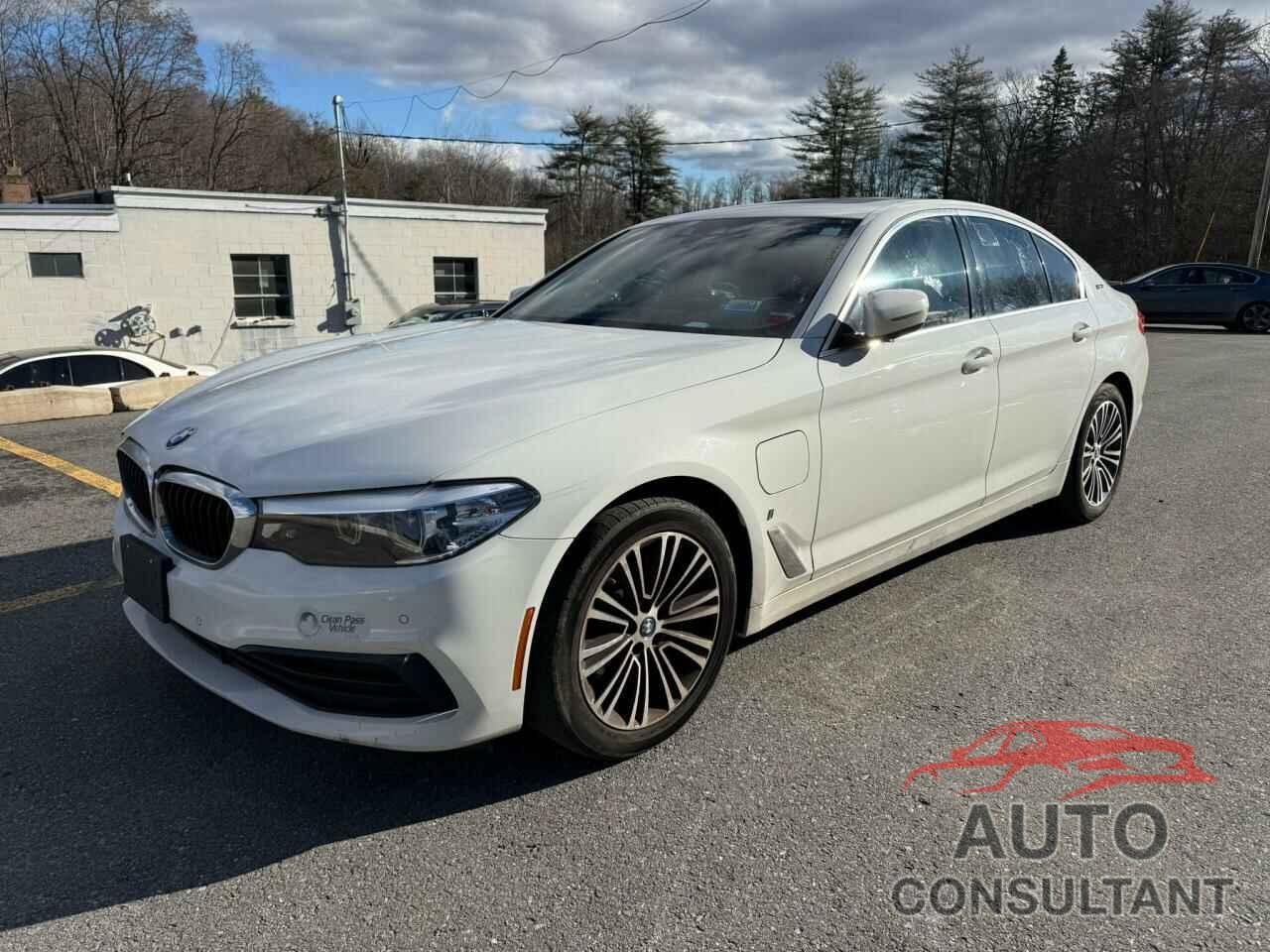 BMW 5 SERIES 2019 - WBAJB1C52KB375629