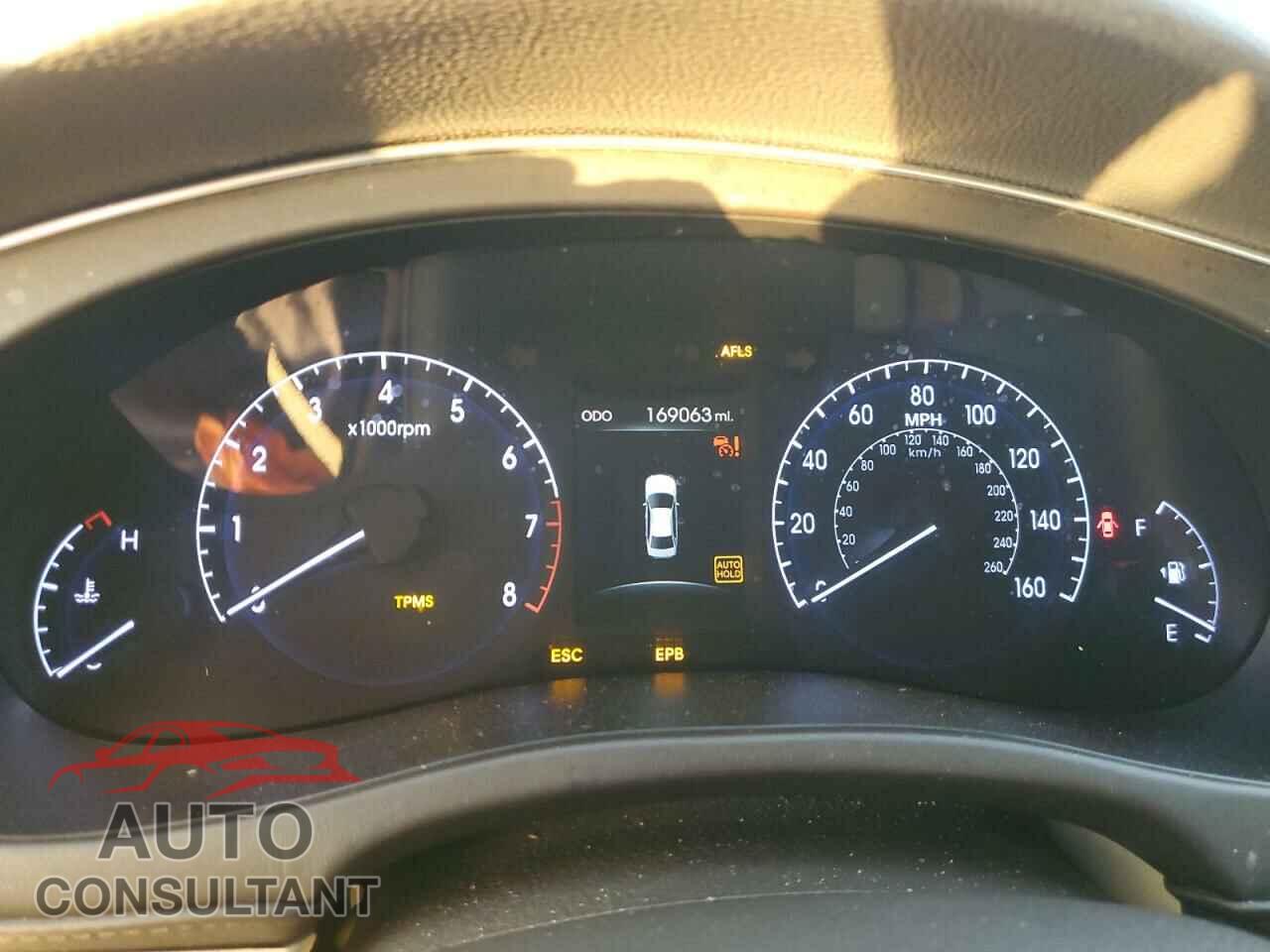 HYUNDAI GENESIS 2012 - KMHGC4DD0CU202033