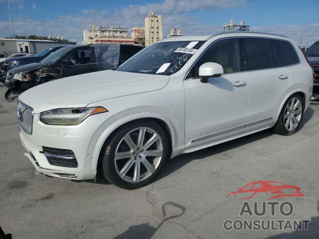 VOLVO XC90 2018 - YV4A22PL4J1390197