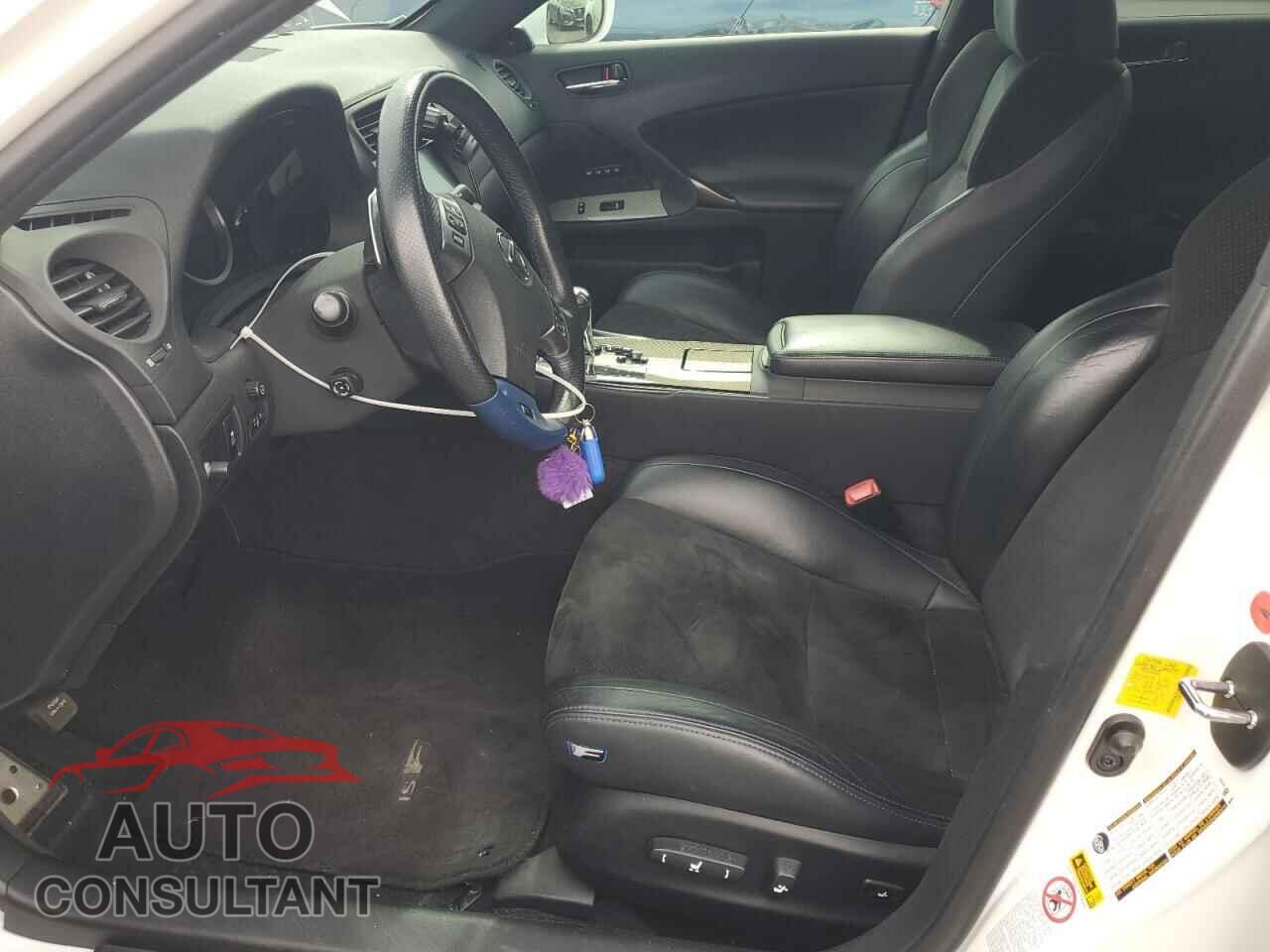 LEXUS IS 2012 - JTHBP5C28C5010229