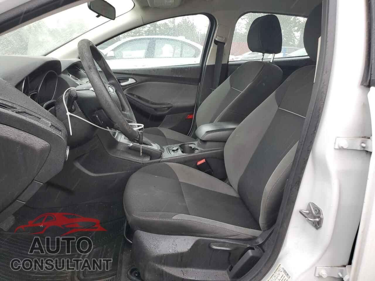 FORD FOCUS 2014 - 1FADP3K26EL427076
