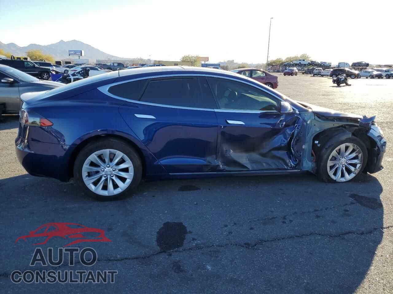 TESLA MODEL S 2018 - 5YJSA1E22JF296101