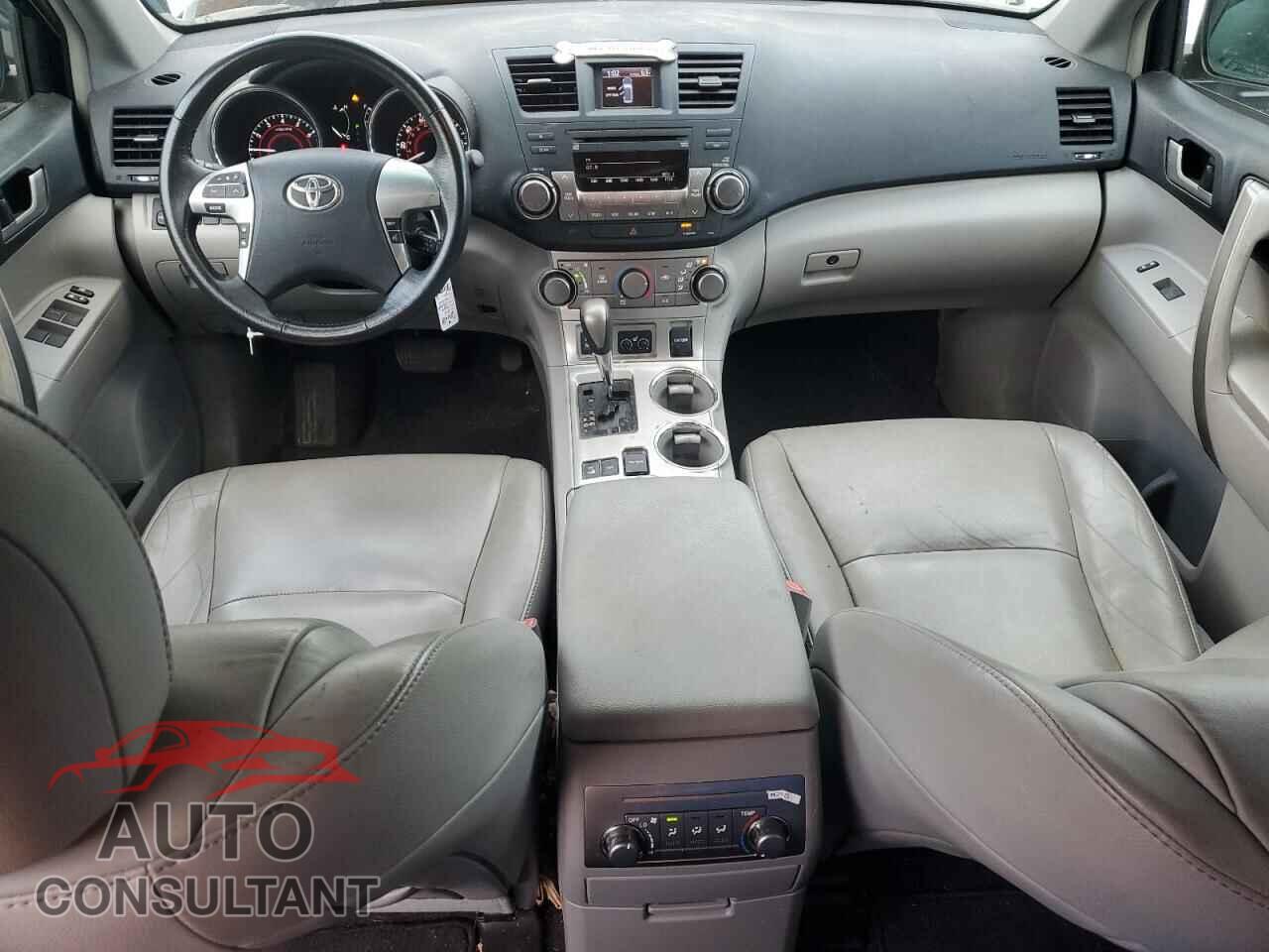 TOYOTA HIGHLANDER 2012 - 5TDBK3EH3CS155470