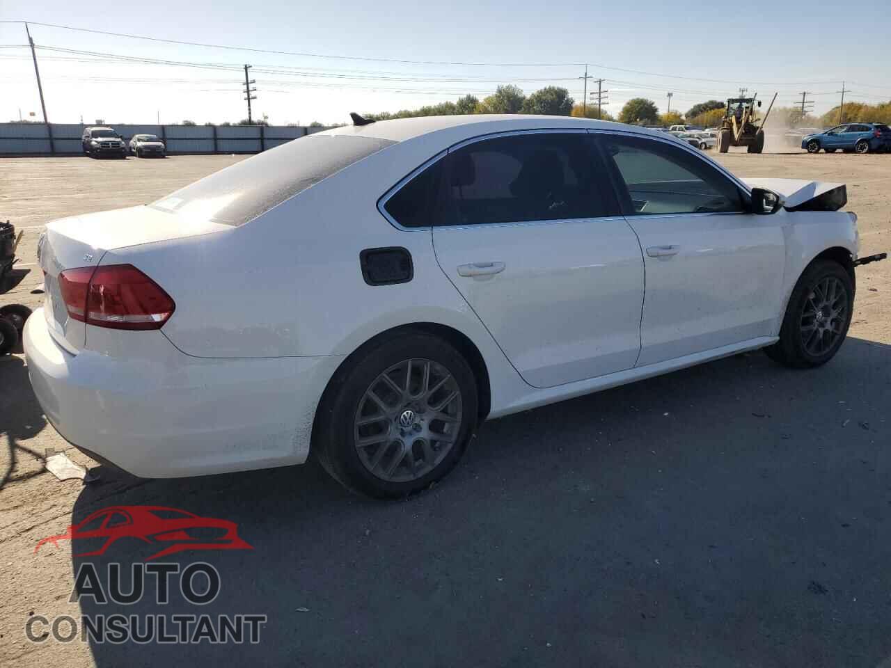VOLKSWAGEN PASSAT 2012 - 1VWBP7A39CC036128