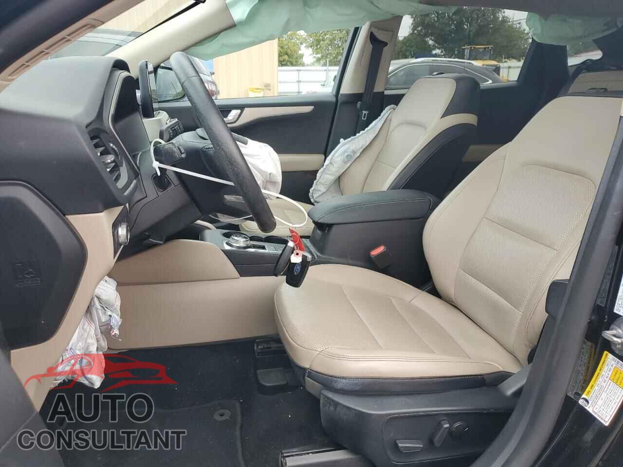 FORD ESCAPE 2020 - 1FMCU0H67LUA98267