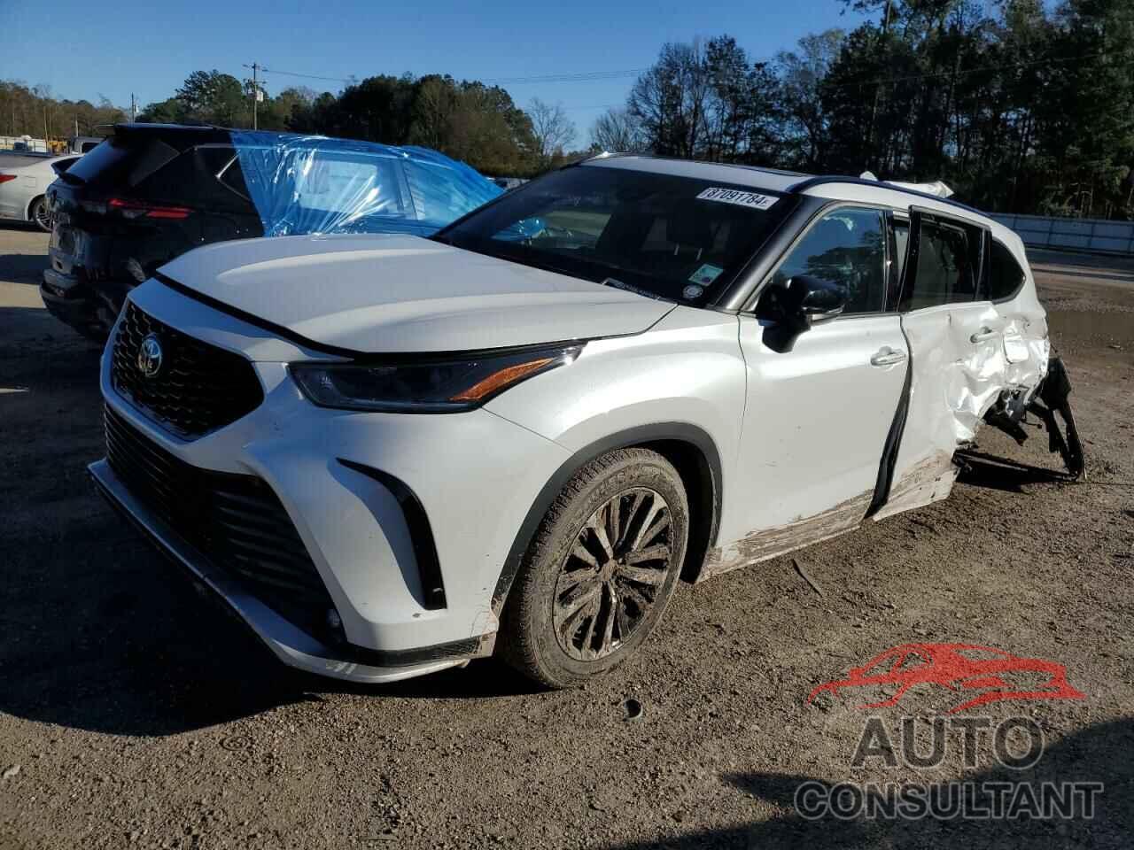 TOYOTA HIGHLANDER 2022 - 5TDLZRAHXNS092248