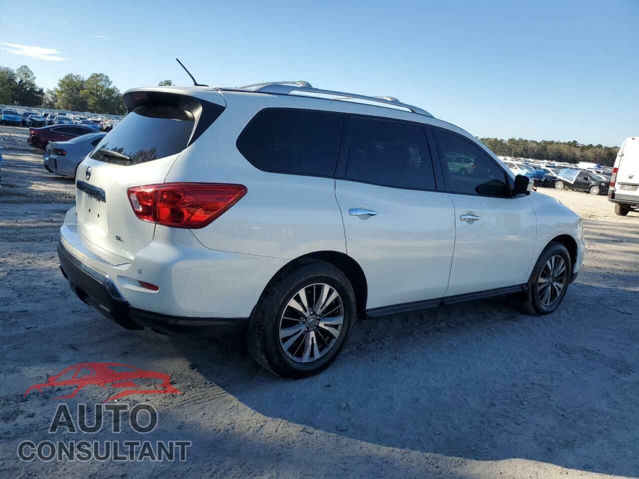 NISSAN PATHFINDER 2017 - 5N1DR2MN3HC628021