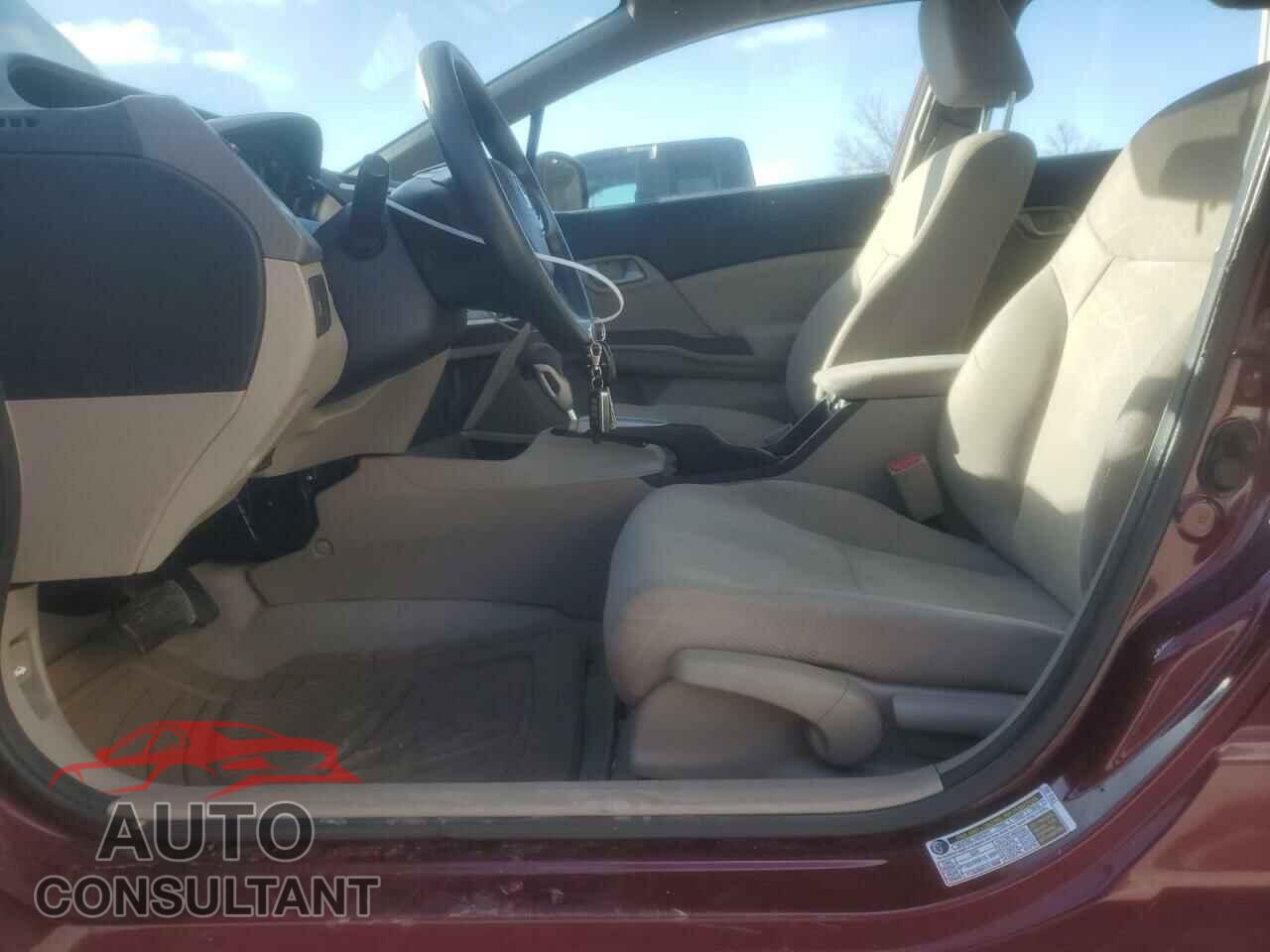 HONDA CIVIC 2012 - 2HGFB2F51CH543507