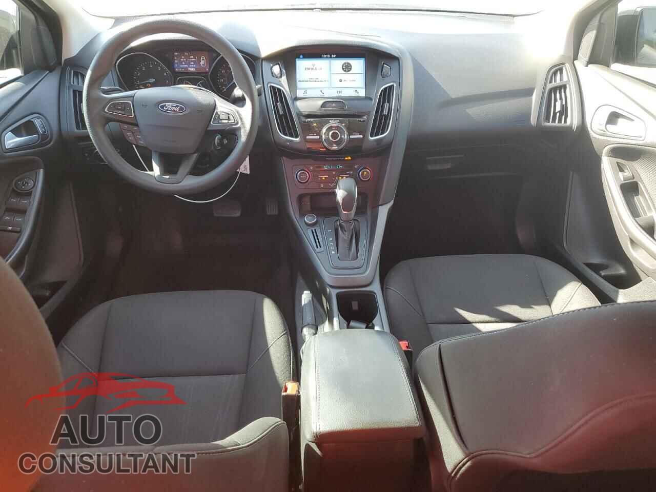 FORD FOCUS 2017 - 1FADP3H27HL338144