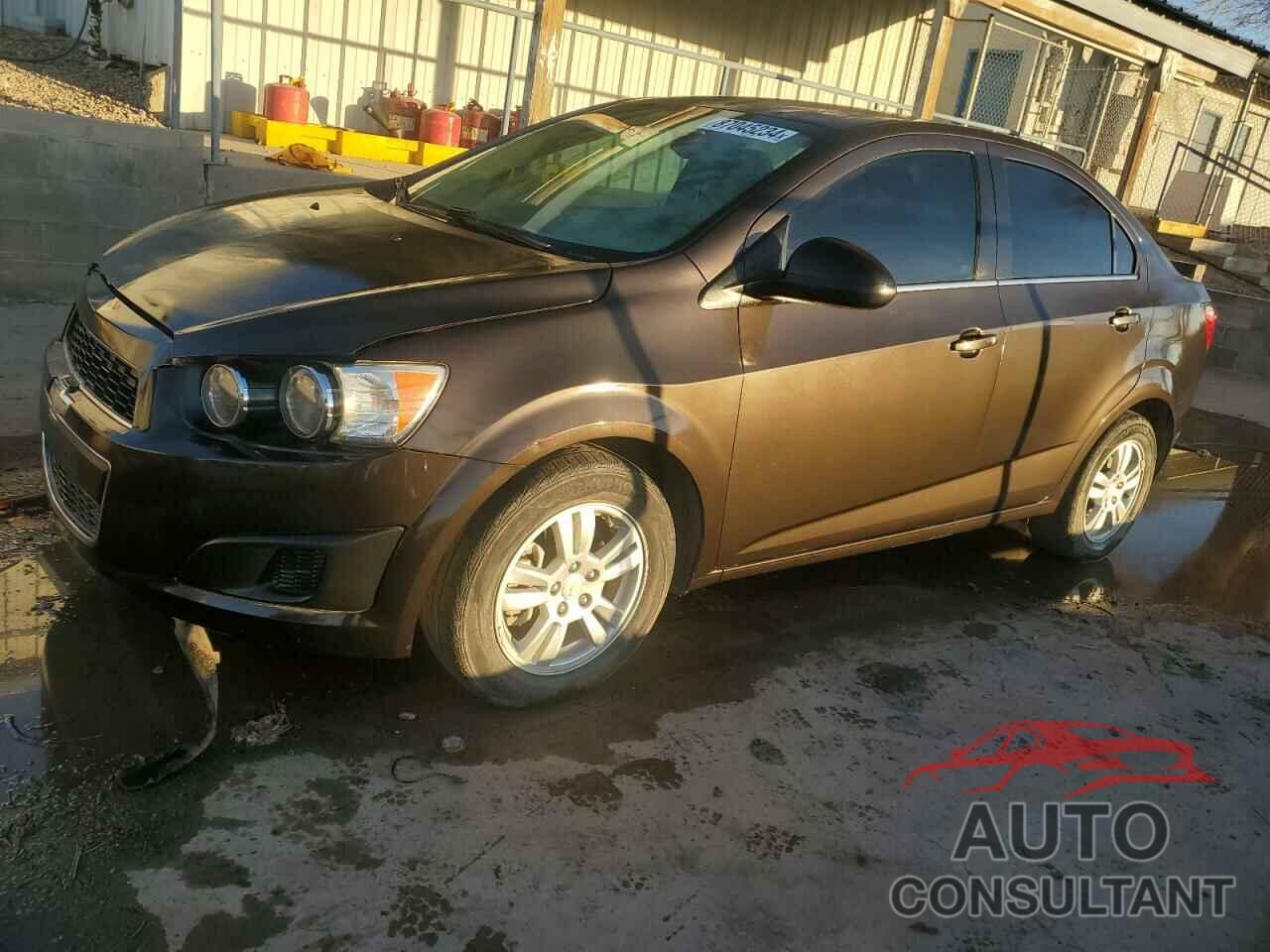 CHEVROLET SONIC 2014 - 1G1JC5SB5E4181144