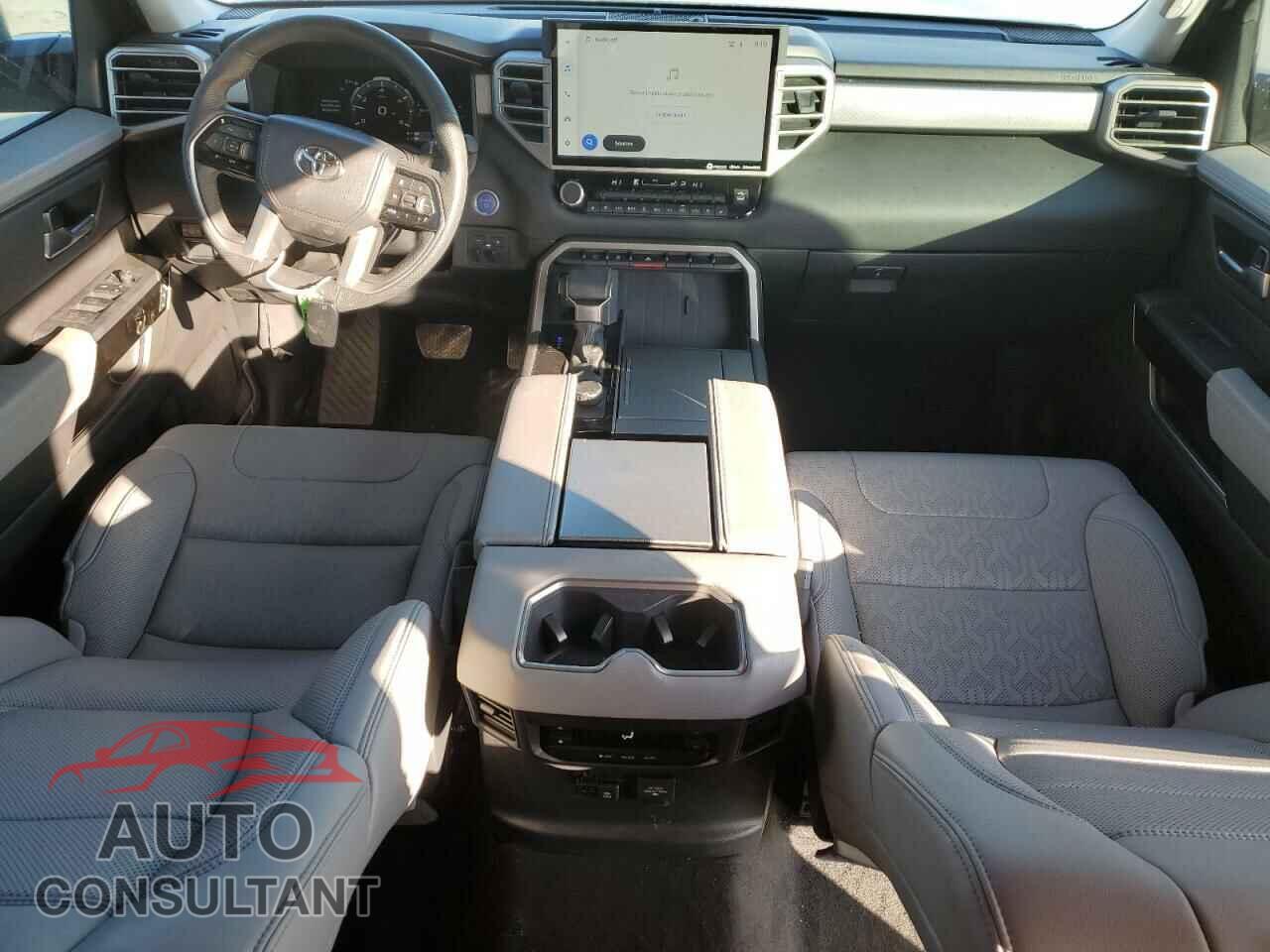 TOYOTA SEQUOIA 2023 - 7SVAAABA9PX003645