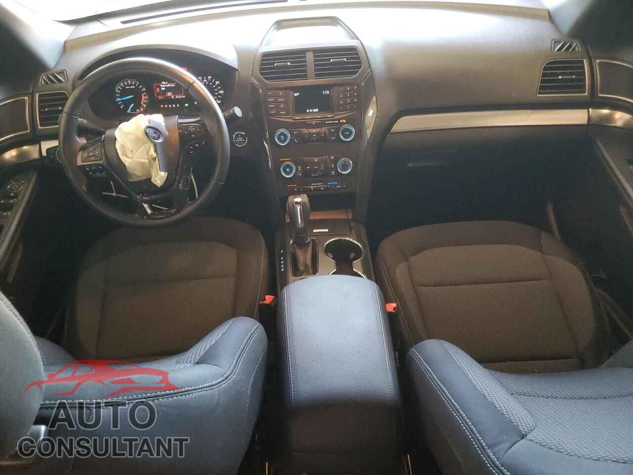 FORD EXPLORER 2018 - 1FM5K7D80JGB78293