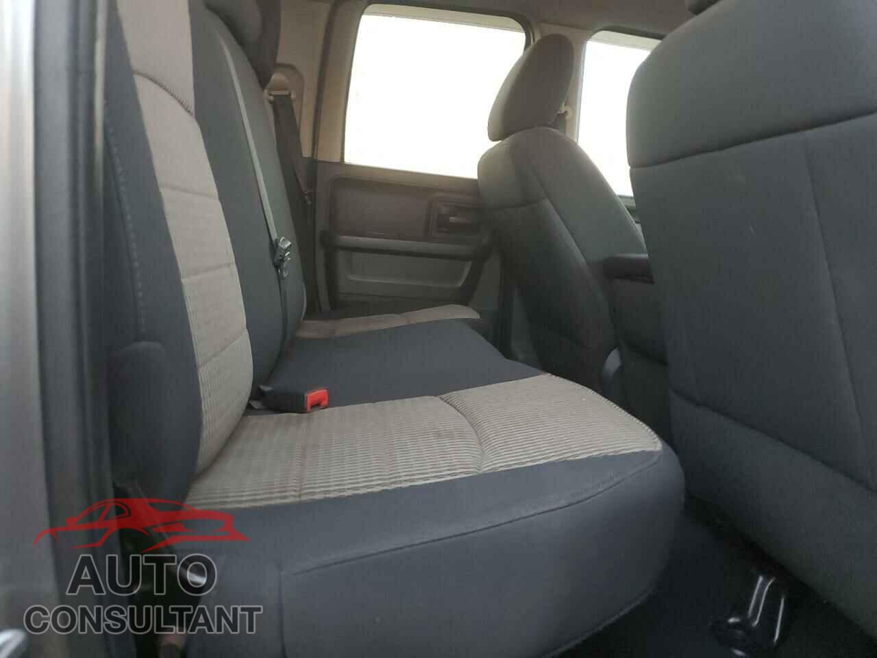 DODGE RAM 1500 2012 - 1C6RD7FT5CS227769
