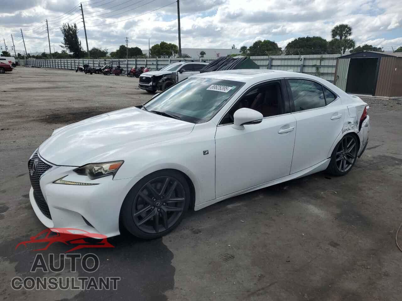 LEXUS IS 2014 - JTHBE1D28E5012465
