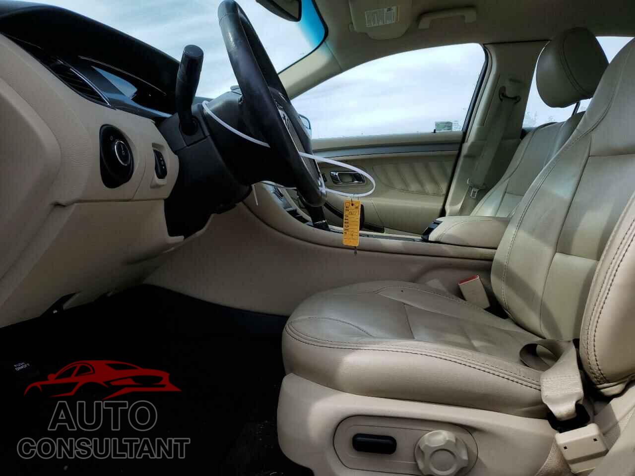 FORD TAURUS 2013 - 1FAHP2E82DG161168