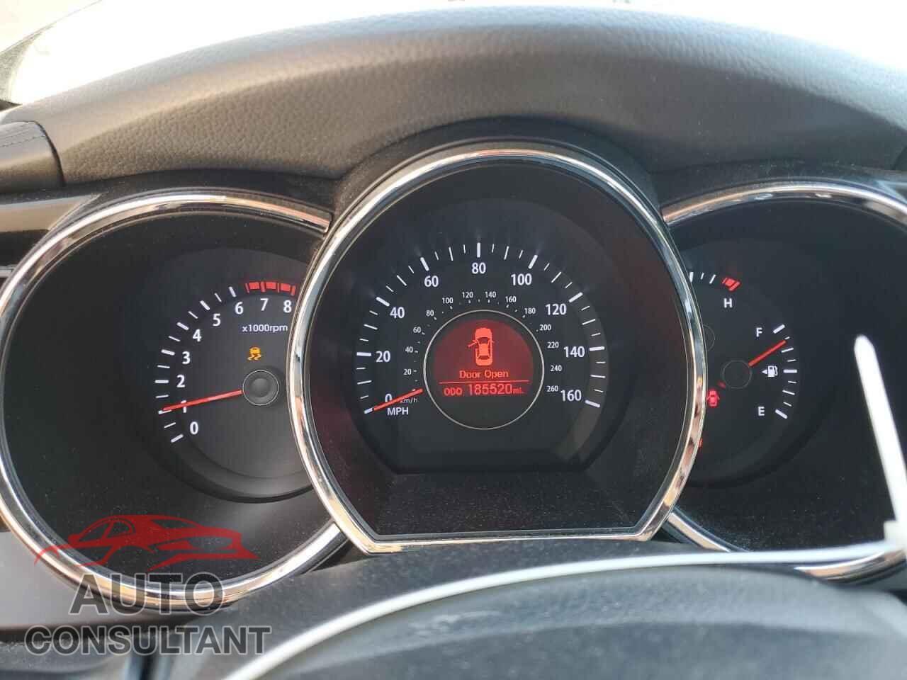 KIA OPTIMA 2011 - KNAGN4A77B5086509