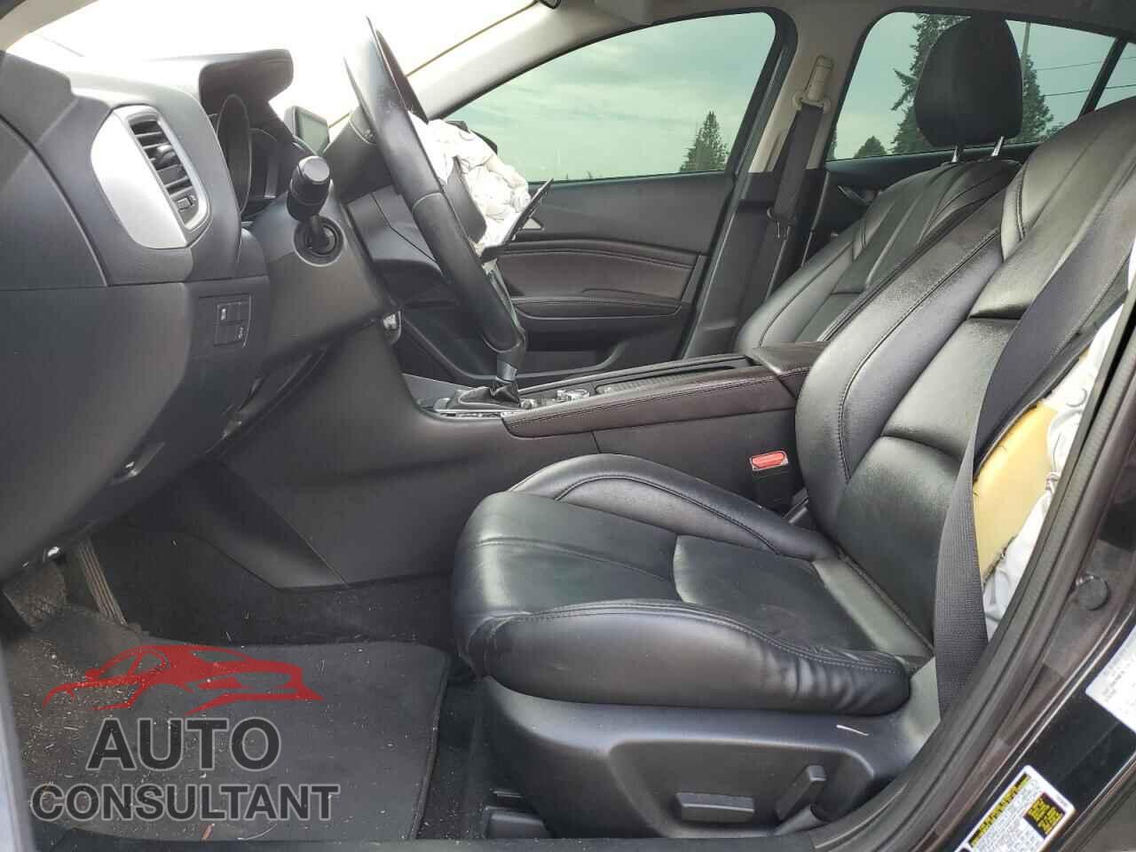 MAZDA 3 2017 - 3MZBN1V76HM149234