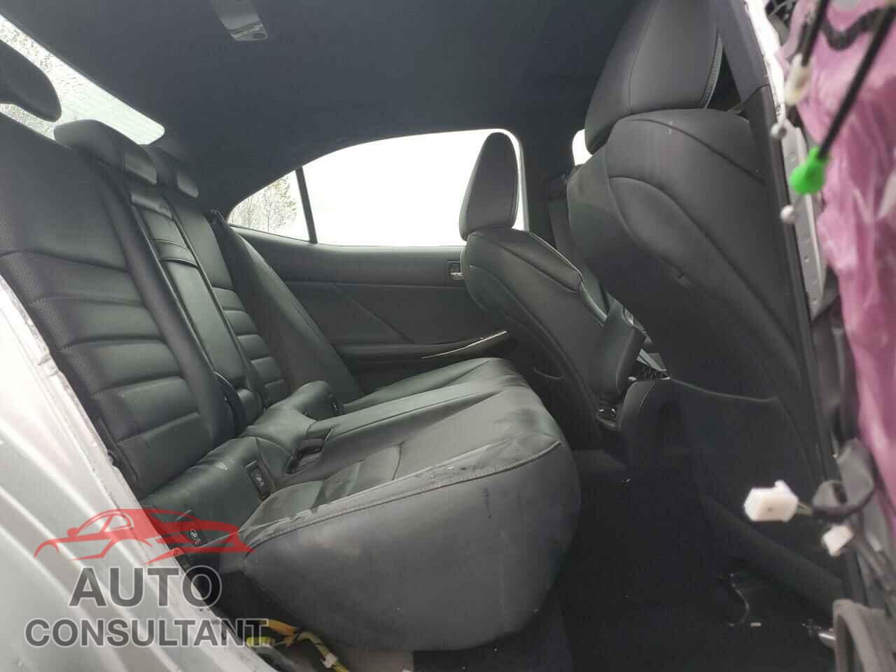 LEXUS IS 2014 - JTHCE1D23E5000812