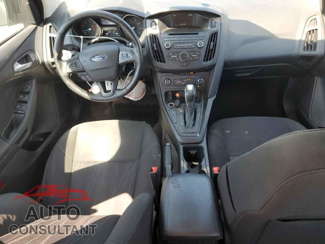 FORD FOCUS 2016 - 1FADP3F24GL402934