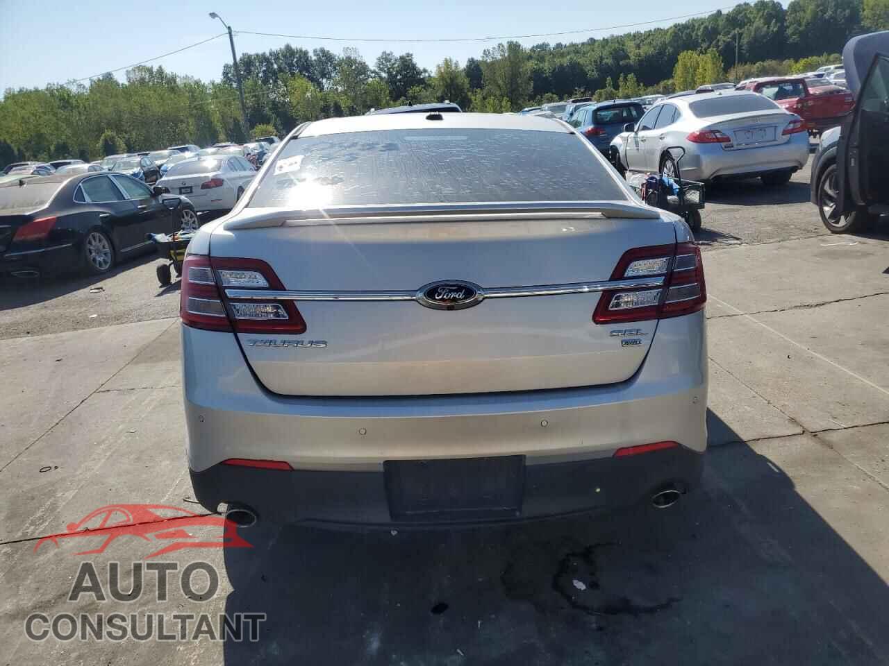 FORD TAURUS 2019 - 1FAHP2H89KG110453