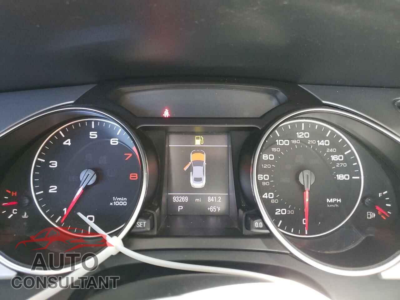 AUDI A5 2012 - WAULFAFH7CN004095