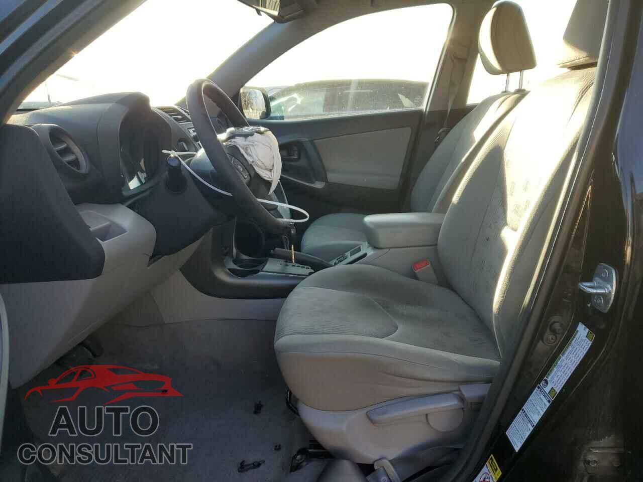TOYOTA RAV4 2012 - 2T3BF4DV8CW261493