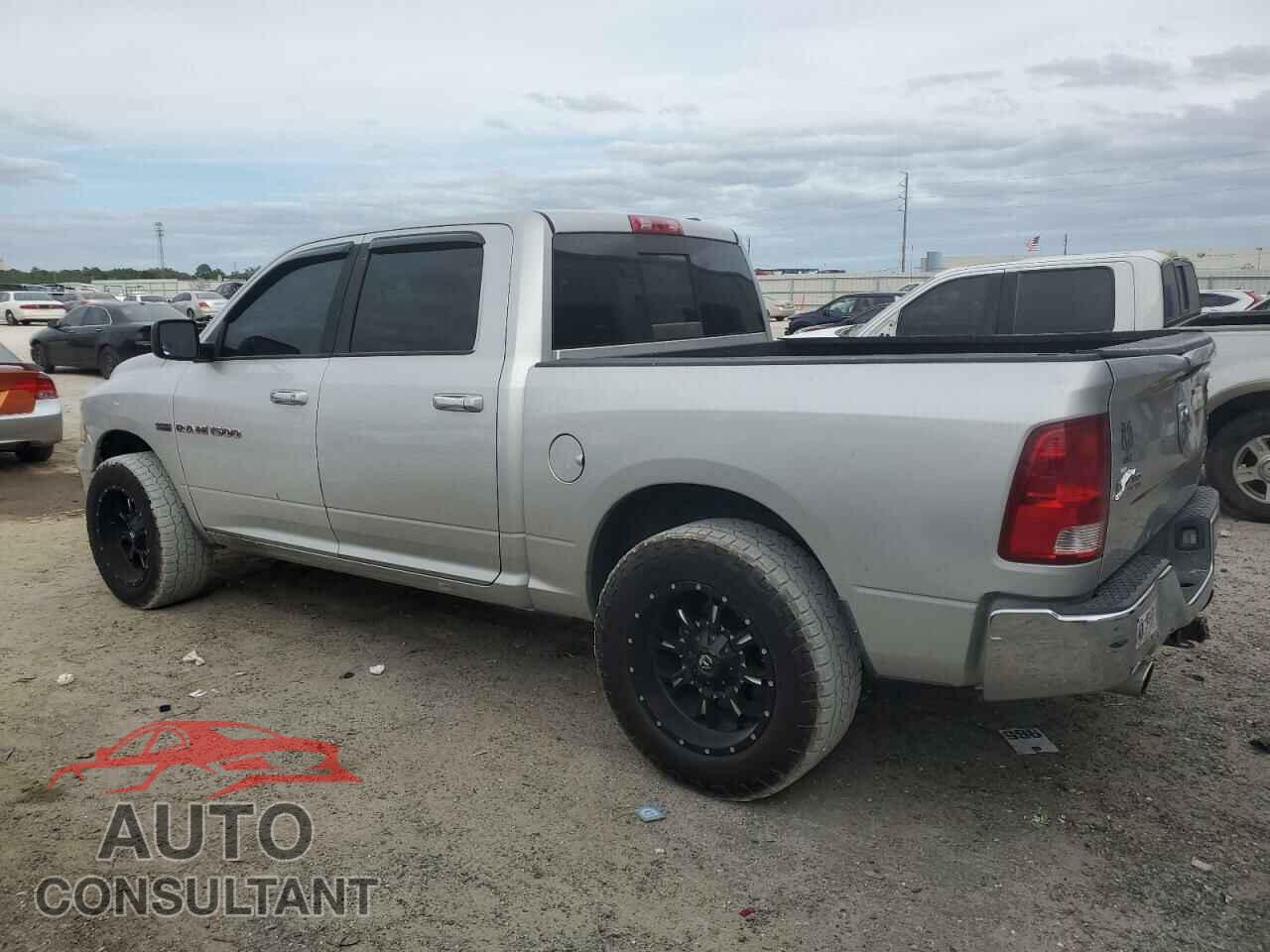 DODGE RAM 1500 2012 - 1C6RD6LT1CS199077