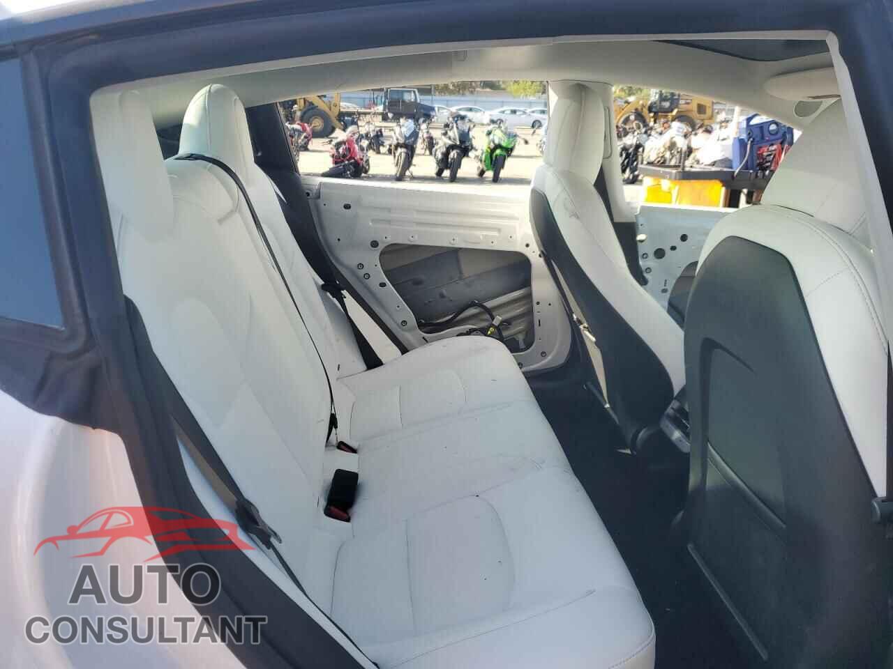 TESLA MODEL 3 2022 - 5YJ3E1EB9NF154665