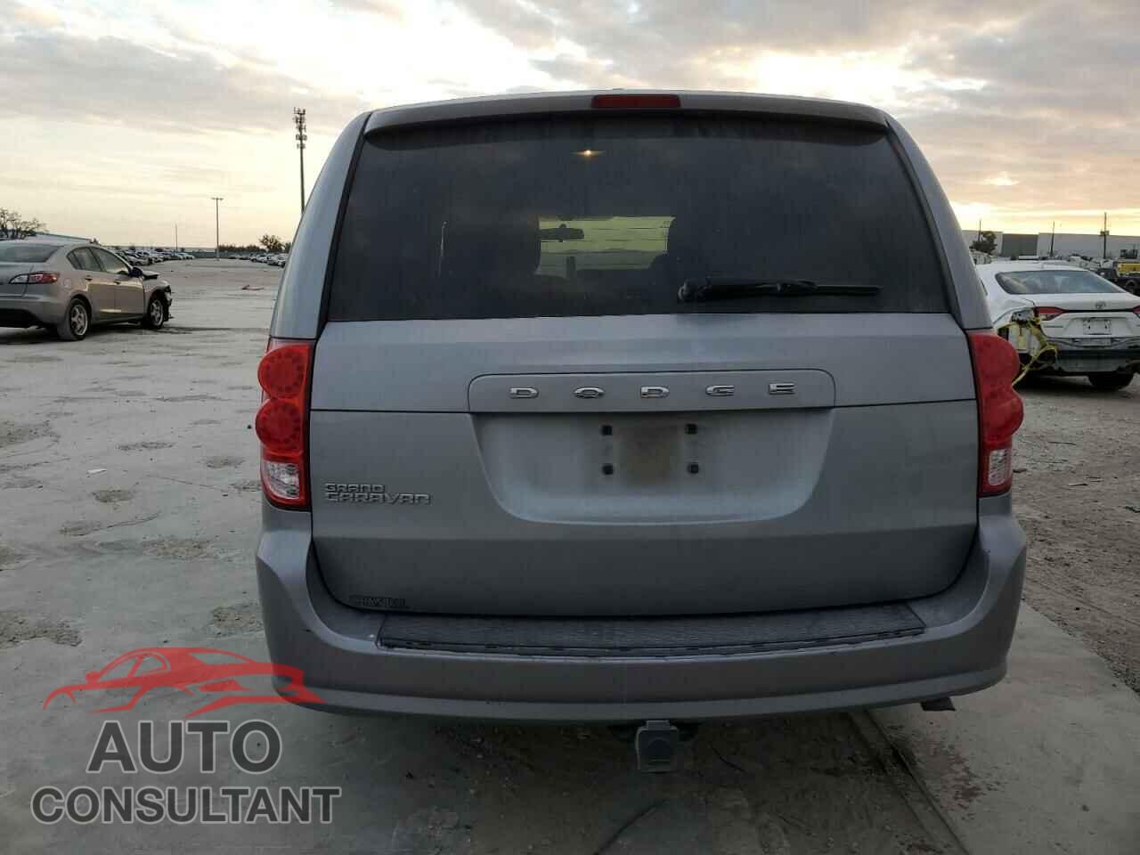DODGE CARAVAN 2015 - 2C4RDGBGXFR594044
