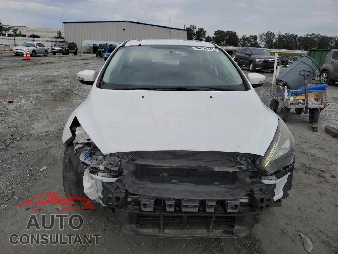 FORD FOCUS 2017 - 1FADP3M22HL336534