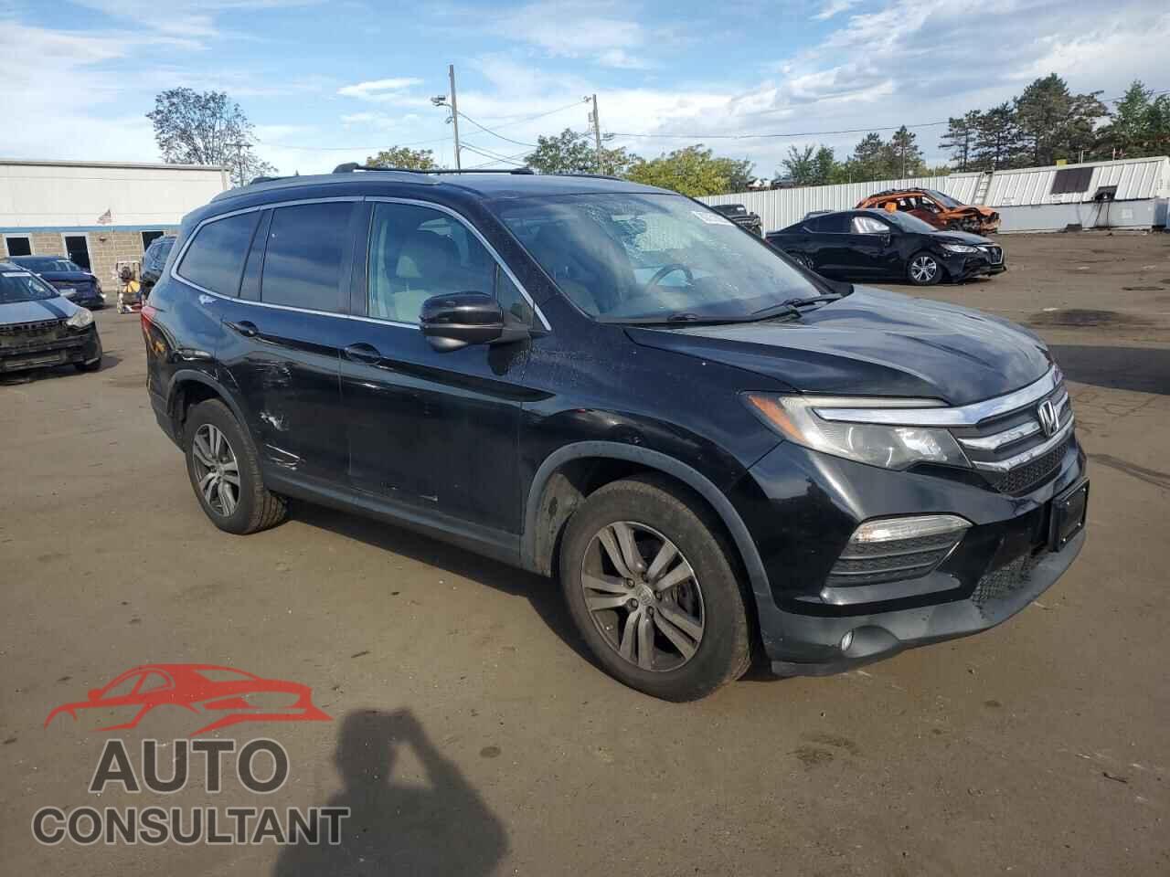 HONDA PILOT 2017 - 5FNYF6H3XHB048735
