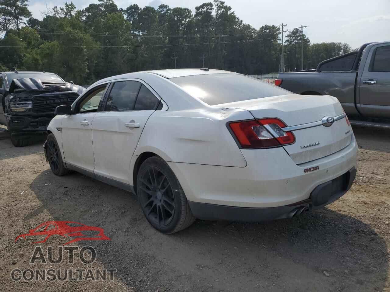 FORD TAURUS 2011 - 1FAHP2FW8BG123146