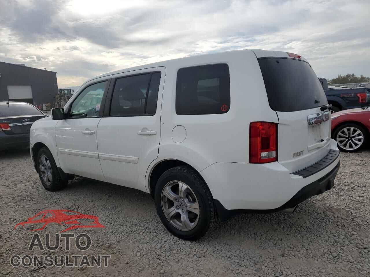 HONDA PILOT 2012 - 5FNYF4H50CB077207