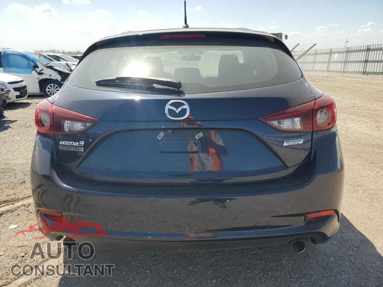 MAZDA 3 2017 - 3MZBN1K70HM101975